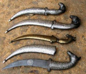silver inlay on khaniar daggers