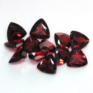 deep red garnet gemstones