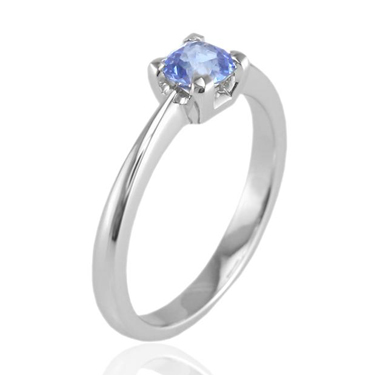 sapphire ring with tapered shank